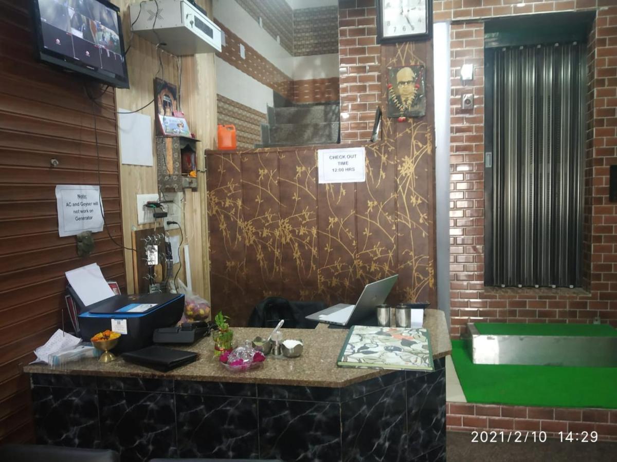 Hotel Aarti Darshan 哈里瓦 外观 照片